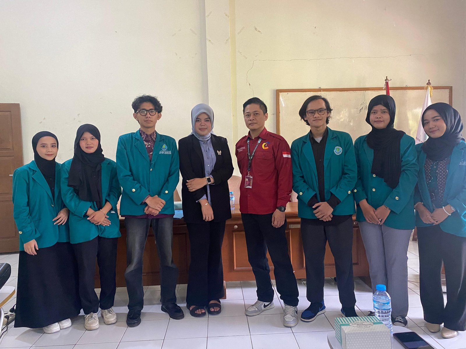Pelantikan pengurus baru Himpunan Mahasiswa Ilmu Komunikasi (HMPK) Universitas Halim Sanusi periode 2024/2025.
